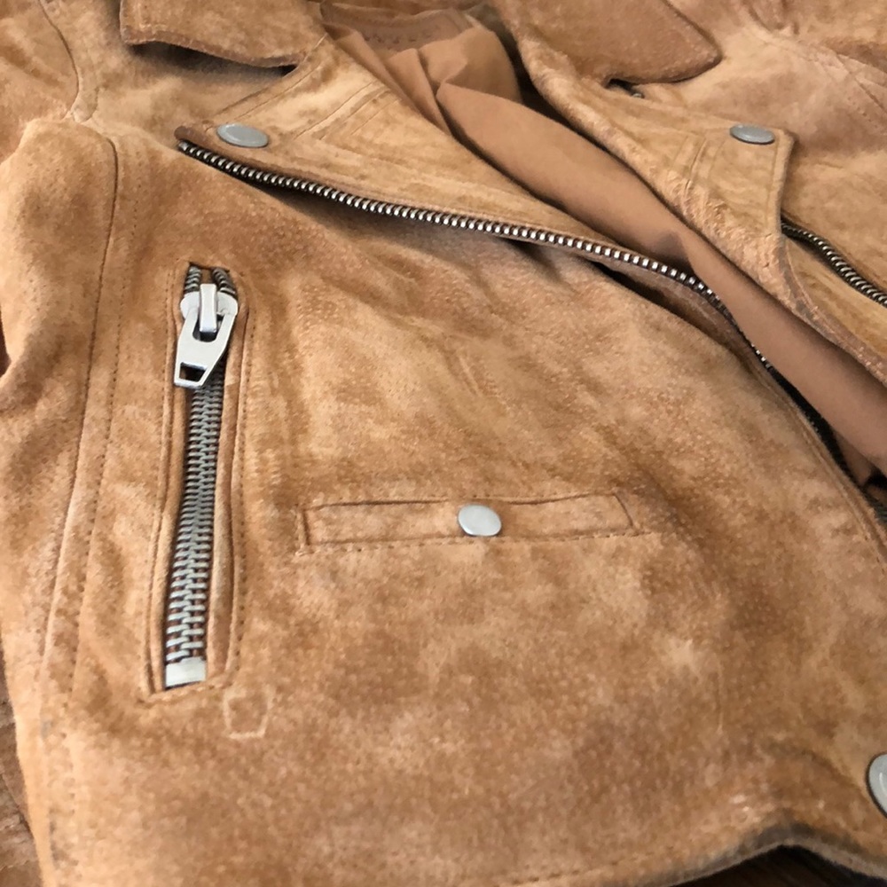 Extra Photos - image 2